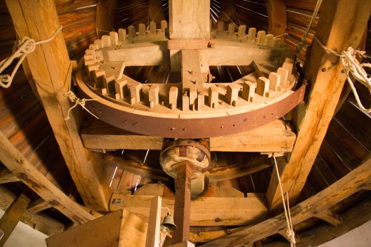 Intérieur du Moulin du Bonheur - Mécanisme à l'intérieur du Moulin du Bonheur