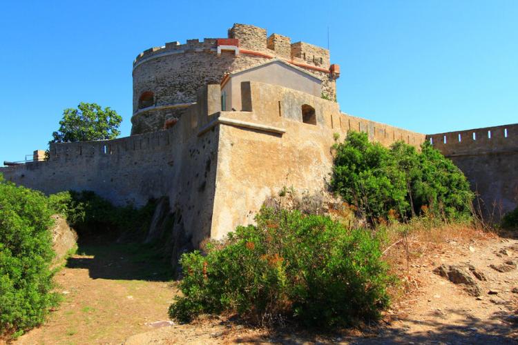 Fort de l'Estissac Port Cros - Fort de l'Estissac Port Cros